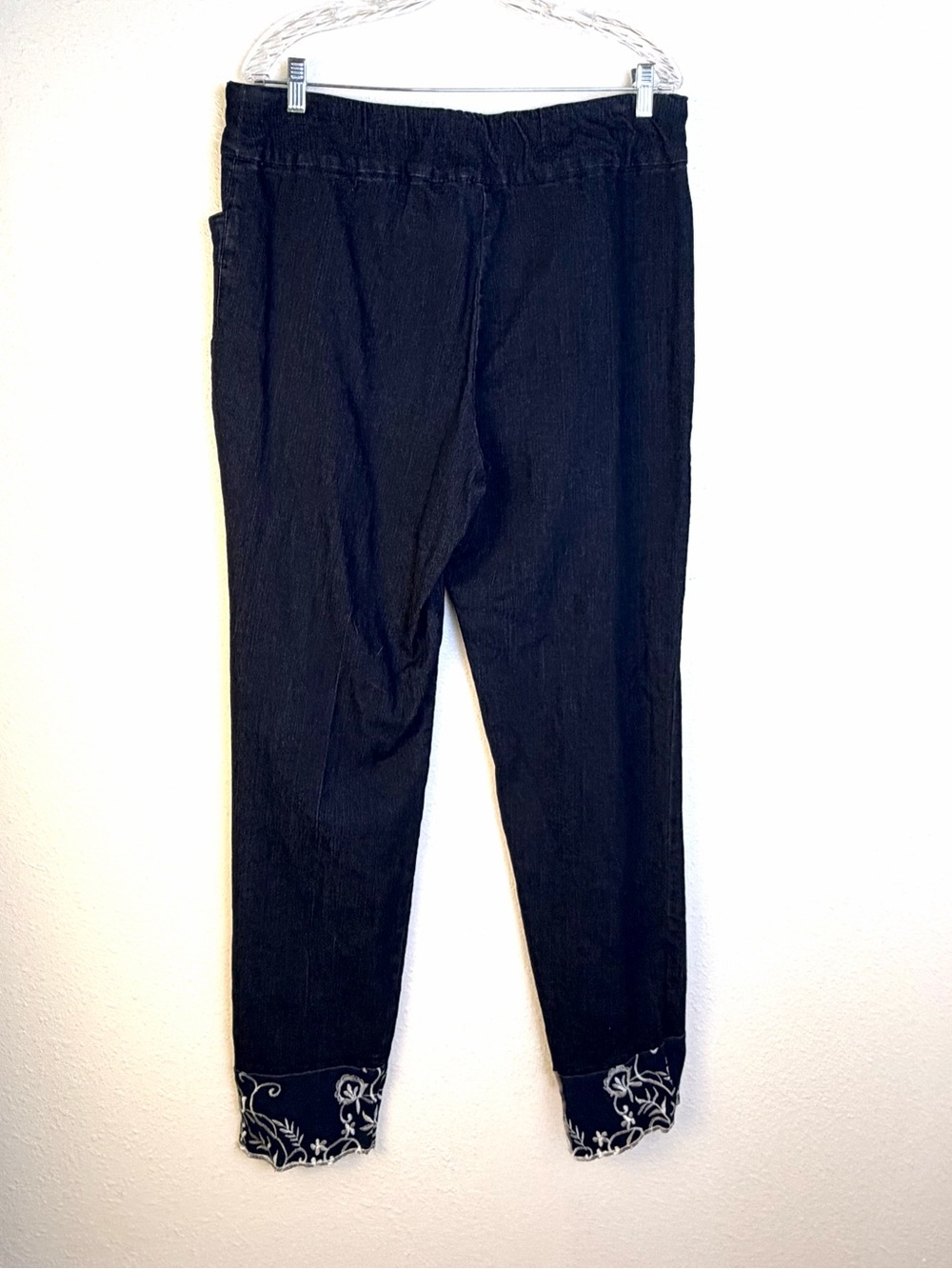 Vintage 2-piece Denim Set Alfred Dunner and Regalia Top Pants with Embroidery - Picture 6 of 6